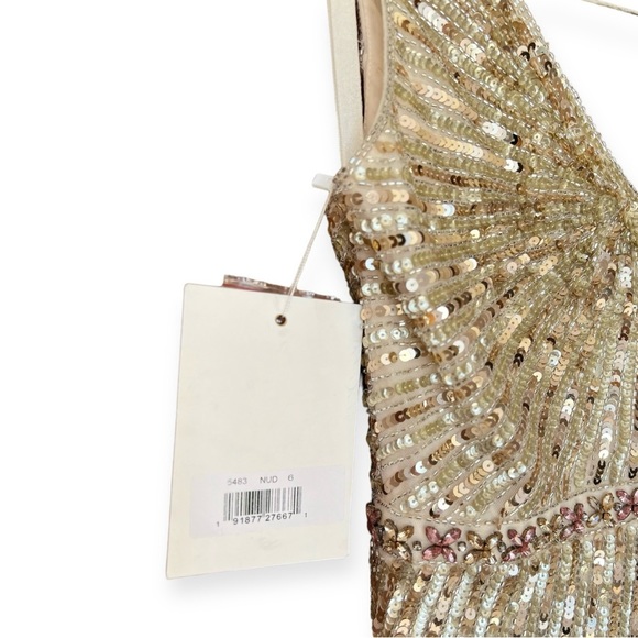 NWT MAC DUGGAL Starburst Sequin Embellished Gold V-Neck Evening Gown Size 6 - Picture 10 of 12